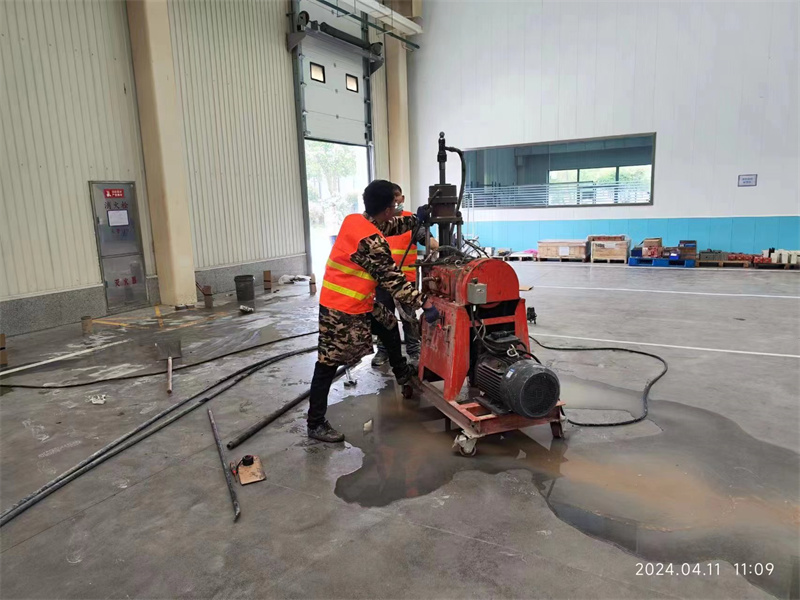 贵定厂房地面下沉塌陷注浆加固施工